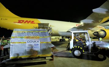DHL Express ขนส่งวัคซีน Pfizer และสารทำให้เจือจางล็อตแรกสู่ฟิลิปปินส์ รับมือ COVID-19