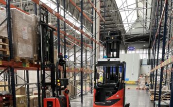Worldwide Flight Services Linde CHAMP