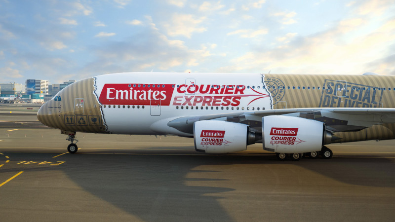 800_emiratescourierexpresslivery-1